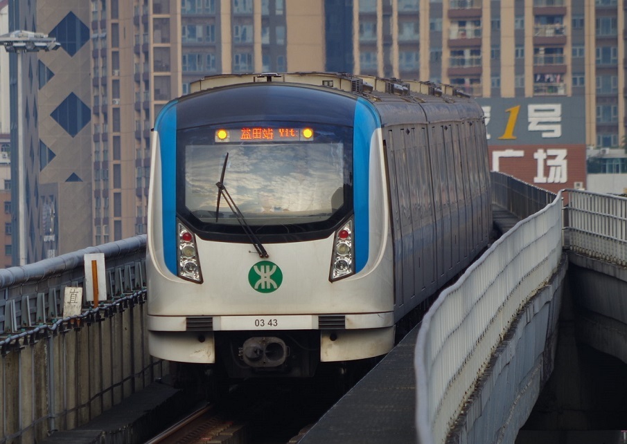 深セン地下鉄3号線 龍崗線 の運転士は運転が下手 まるで初心者の 電車でgo 深セン 香港の観光旅行生活情報局