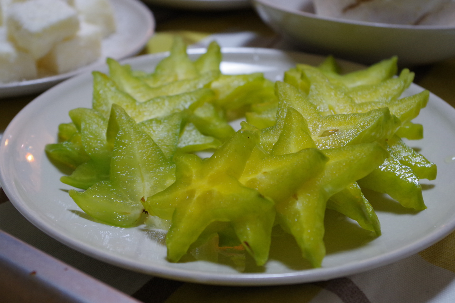 香港深センで星型の果物スターフルーツ ゴレンシ を食べてみる 深セン 香港の観光旅行生活情報局